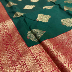 Women's Bottle Green & Maroon Jacquard Woven Saree with Gold Zari Motifs, Rich Border & Designer Pallu