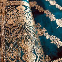 Emerald Green Banarasi Silk Saree with Golden Zari Woven Design & Rich Pallu for Women