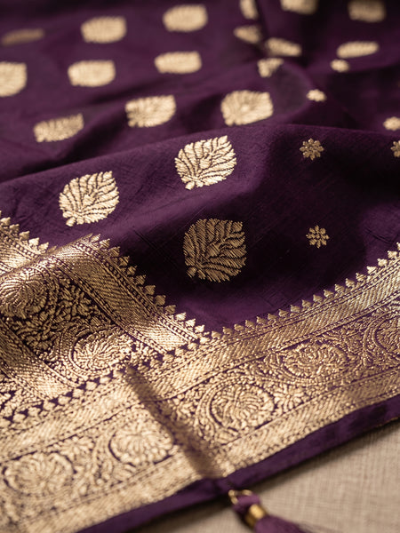Royal Purple Banarasi Silk Saree with Golden Zari Butti Work, Rich Woven Border & Traditional Designer Pallu for Women